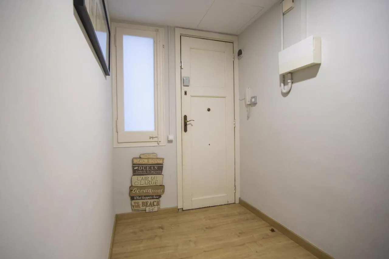 23Par1007 Comfortable Apartment In Paralel Barcelona