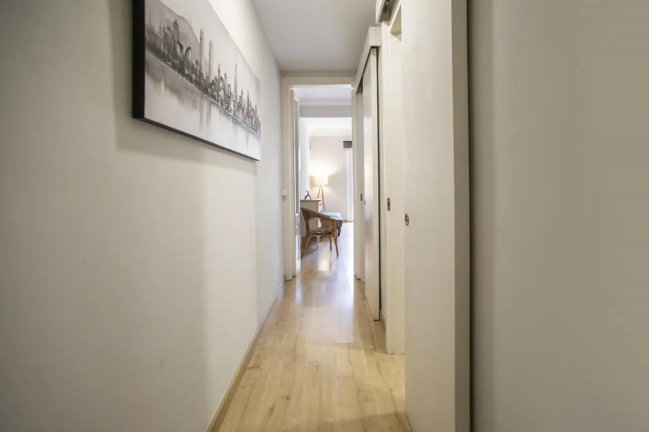 23Par1007 Comfortable Apartment In Paralel Barcelona